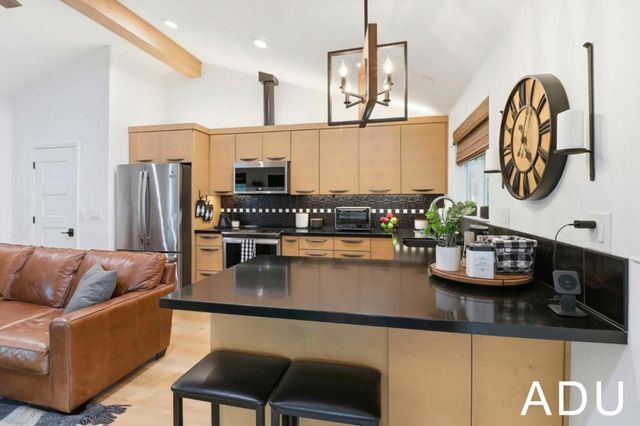 969 Twin Brook Court, San Jose, CA 95126