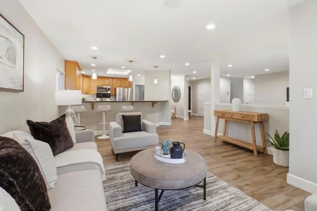 969 Twin Brook Court, San Jose, CA 95126