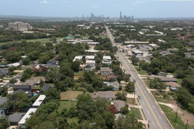 4502 S 1st ST, Austin, TX 78745