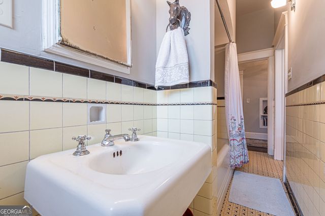 1878 Cambridge Avenue, Atlanta, GA 30337