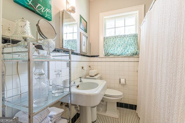 1878 Cambridge Avenue, Atlanta, GA 30337