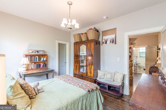 1878 Cambridge Avenue, Atlanta, GA 30337