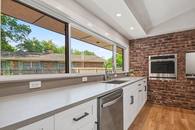 2631 Hillview Lane, St. Joseph, MI 49085