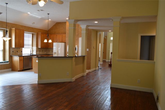 9320 Ponderosa Trail, Irving, TX 75063