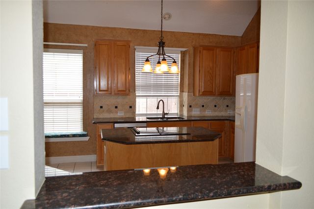 9320 Ponderosa Trail, Irving, TX 75063