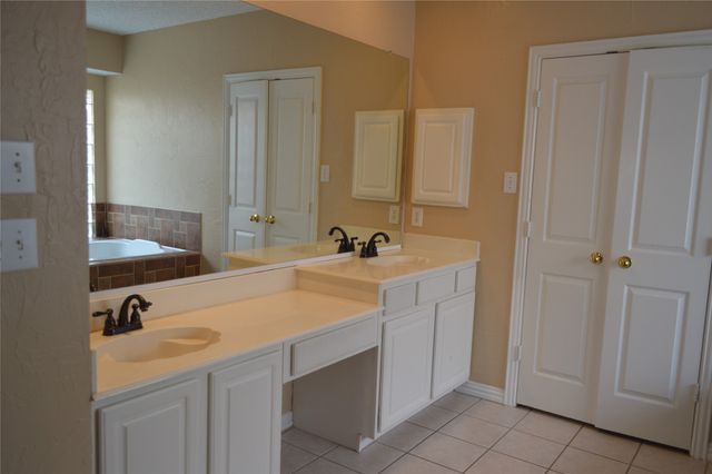 9320 Ponderosa Trail, Irving, TX 75063