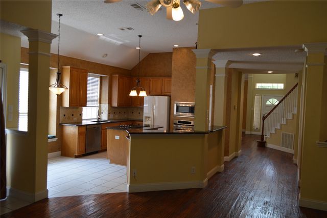 9320 Ponderosa Trail, Irving, TX 75063