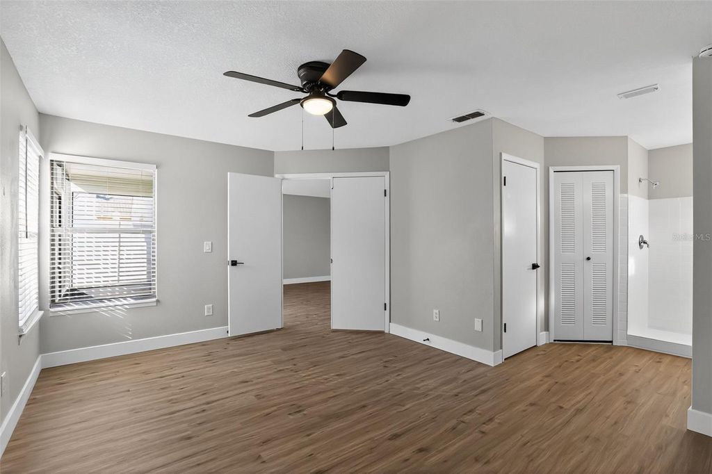 Image 11 of property listing at 5444 BLUEBERRY DRIVE, Orlando, FL 32811