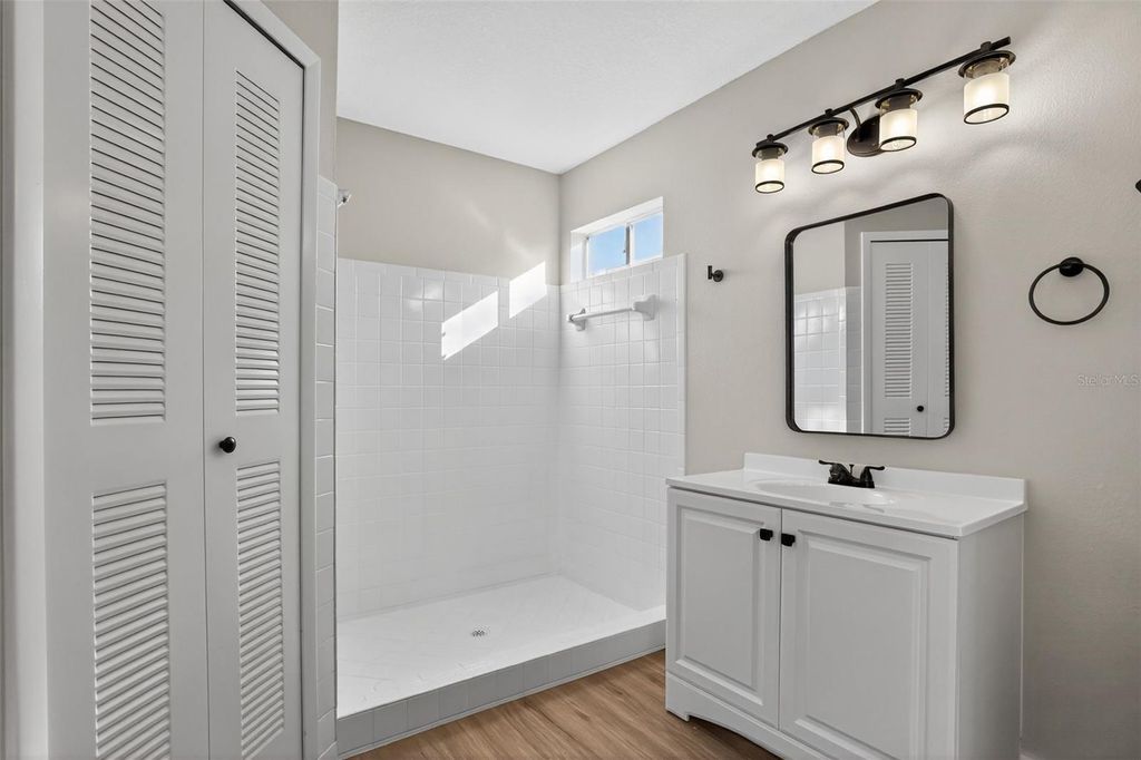 Image 12 of property listing at 5444 BLUEBERRY DRIVE, Orlando, FL 32811