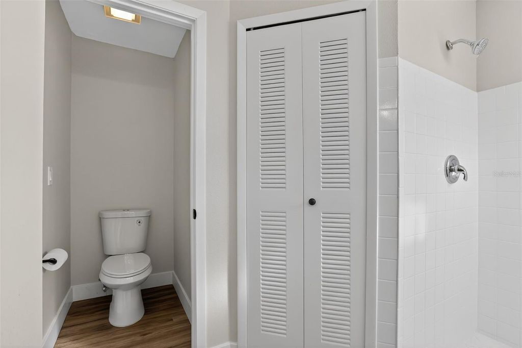 Image 13 of property listing at 5444 BLUEBERRY DRIVE, Orlando, FL 32811