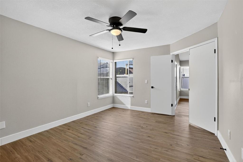 Image 16 of property listing at 5444 BLUEBERRY DRIVE, Orlando, FL 32811