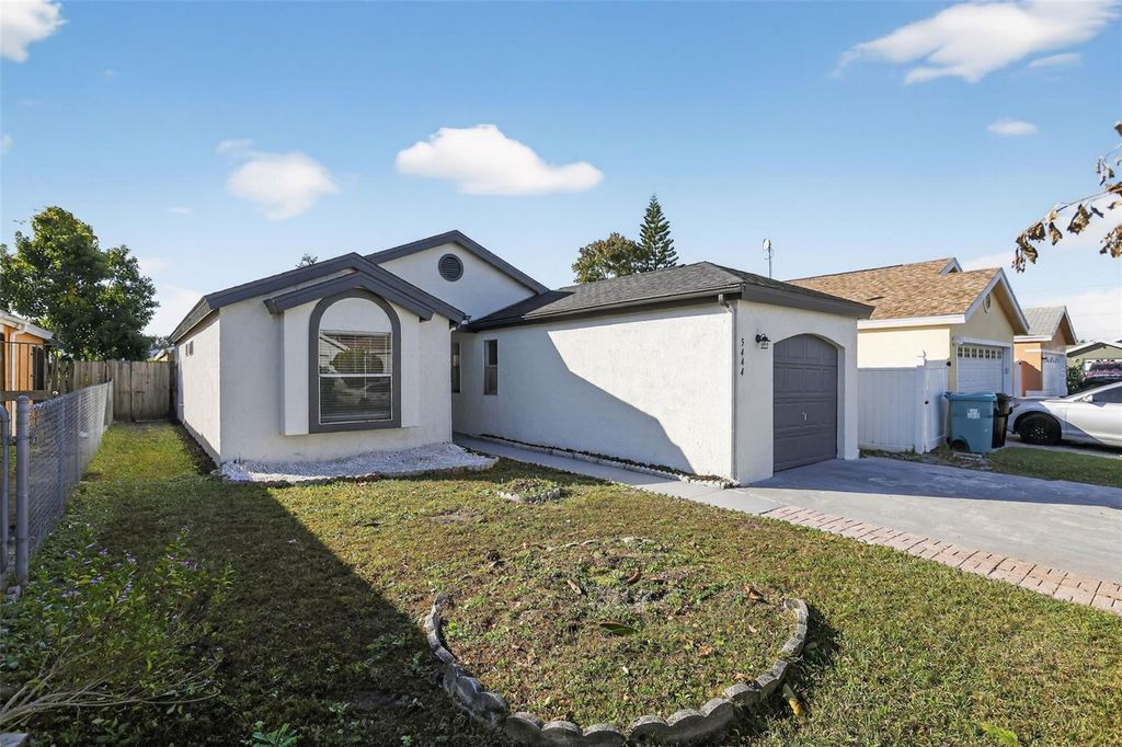 Image 22 of property listing at 5444 BLUEBERRY DRIVE, Orlando, FL 32811