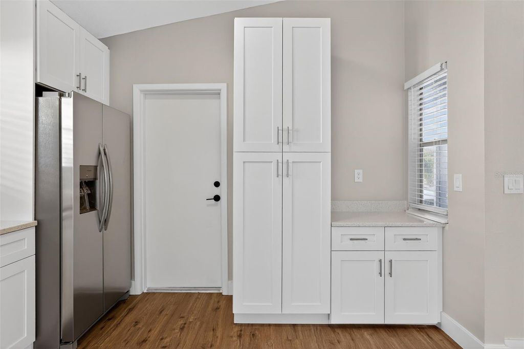 Image 6 of property listing at 5444 BLUEBERRY DRIVE, Orlando, FL 32811