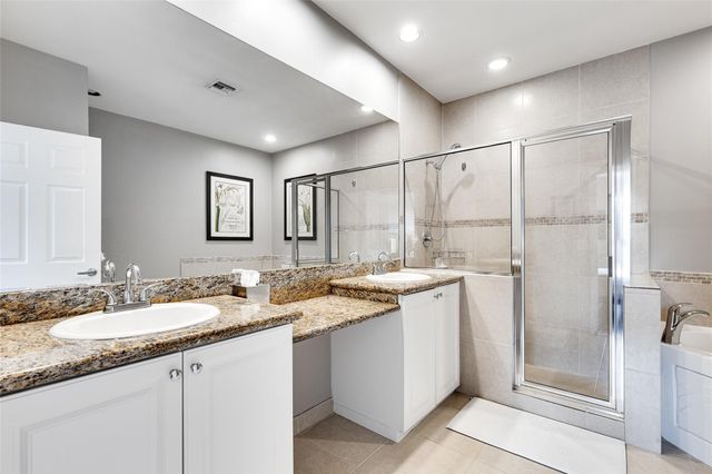 1224 NE 18th Avenue 1, Fort Lauderdale, FL 33304