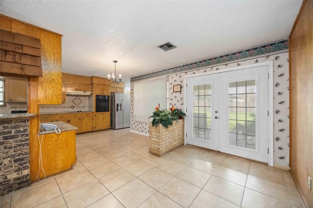 2612 Lake Park Drive Drive, La Marque, TX 77568