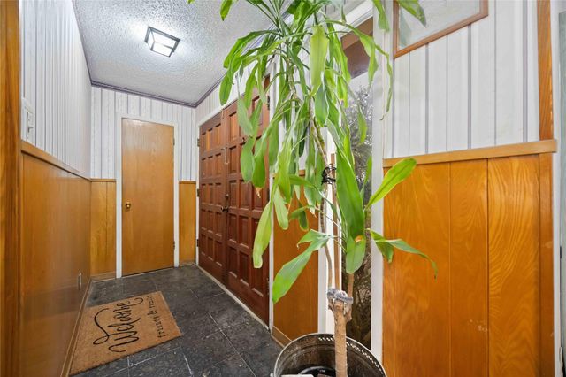 2612 Lake Park Drive Drive, La Marque, TX 77568