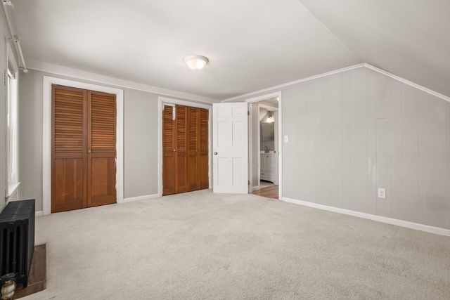 16 Smith St, Haverhill, MA 01832