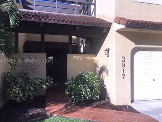 3917 Adra Ave E-46A, Doral, FL 33178