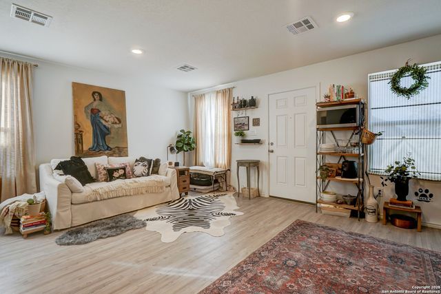 14450 Source, San Antonio, TX 78223