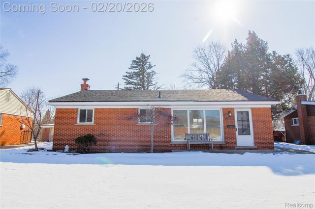 26923 Constance Avenue, Dearborn Heights, MI 48127