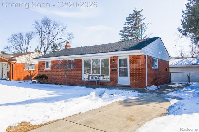 26923 Constance Avenue, Dearborn Heights, MI 48127