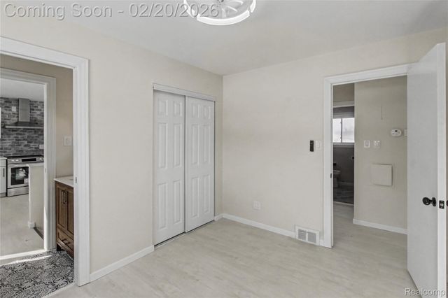 26923 Constance Avenue, Dearborn Heights, MI 48127