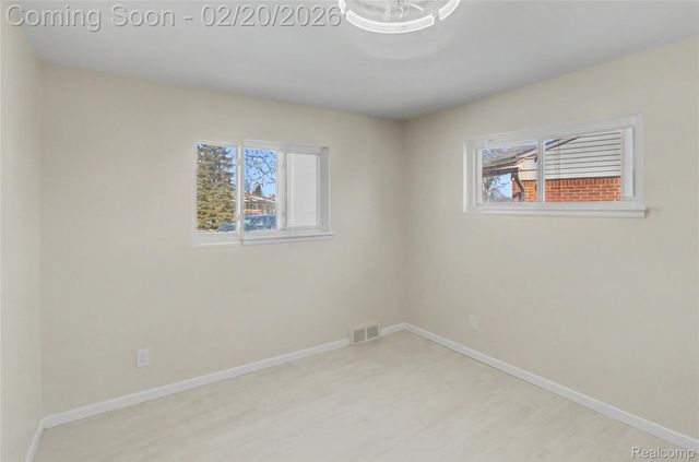 26923 Constance Avenue, Dearborn Heights, MI 48127