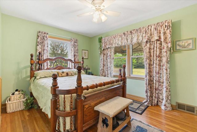 4090 Highland Avenue, White Bear Lake, MN 55110
