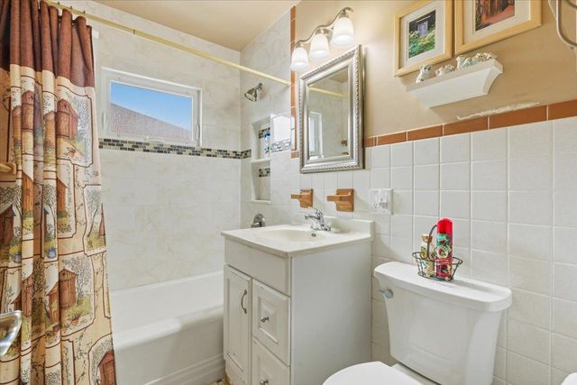 4090 Highland Avenue, White Bear Lake, MN 55110