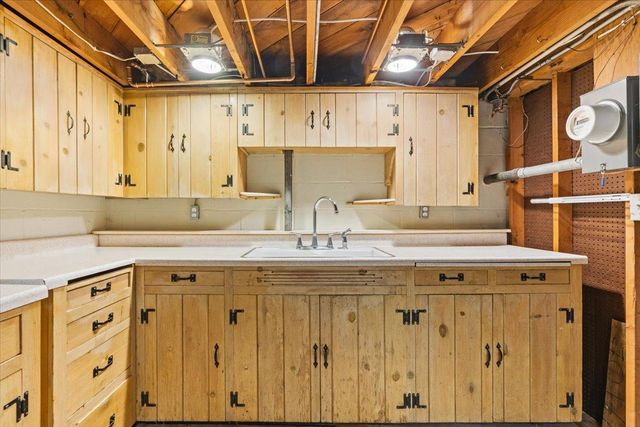 4090 Highland Avenue, White Bear Lake, MN 55110