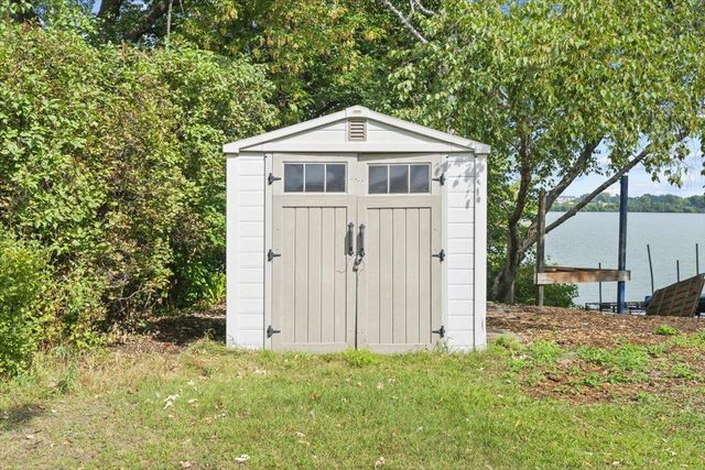 4090 Highland Avenue, White Bear Lake, MN 55110