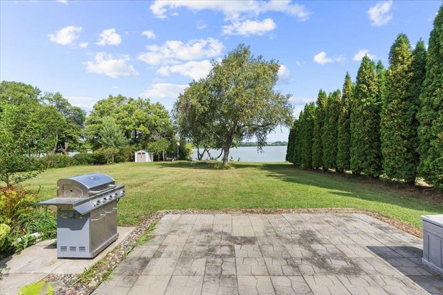 4090 Highland Avenue, White Bear Lake, MN 55110