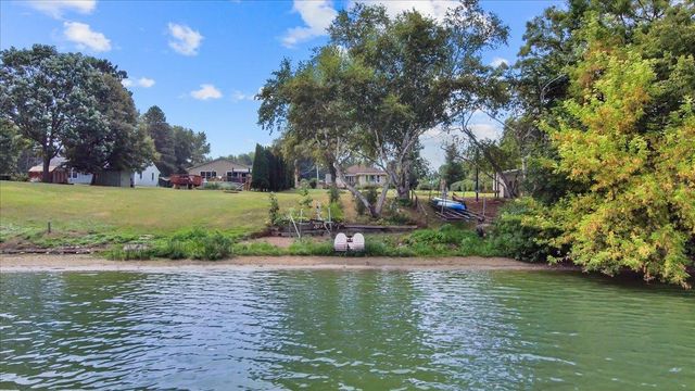 4090 Highland Avenue, White Bear Lake, MN 55110