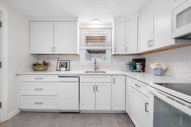 7 Barbara Street, Millbury, MA 01527