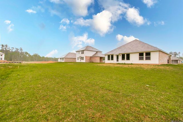 48450 Red Fox Dr, Hammond, LA 70401