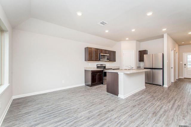 48450 Red Fox Dr, Hammond, LA 70401