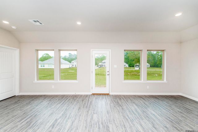 48450 Red Fox Dr, Hammond, LA 70401