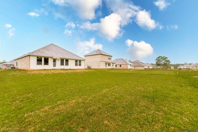 48450 Red Fox Dr, Hammond, LA 70401