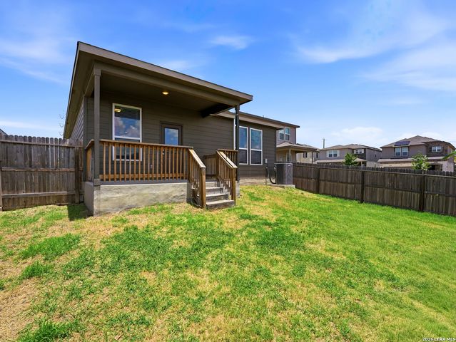 10306 MARTIN CRK, San Antonio, TX 78252
