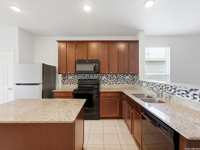 10306 MARTIN CRK, San Antonio, TX 78252