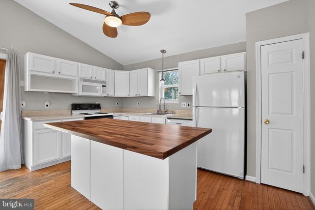 1617 WINTERS AVE, Shady Side, MD 20764