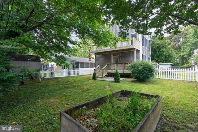 1617 WINTERS AVE, Shady Side, MD 20764