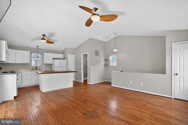 1617 WINTERS AVE, Shady Side, MD 20764
