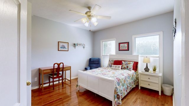 66 Foxhound Rd, Paris, TN 38242