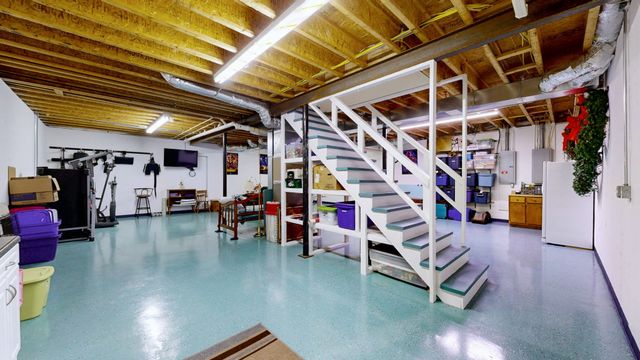 66 Foxhound Rd, Paris, TN 38242