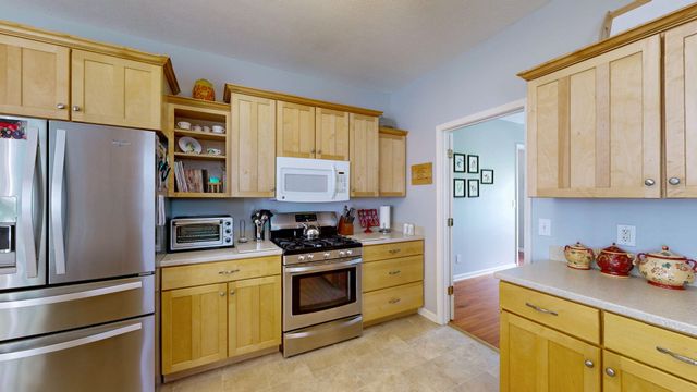 66 Foxhound Rd, Paris, TN 38242