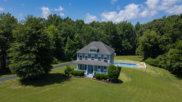 66 Foxhound Rd, Paris, TN 38242