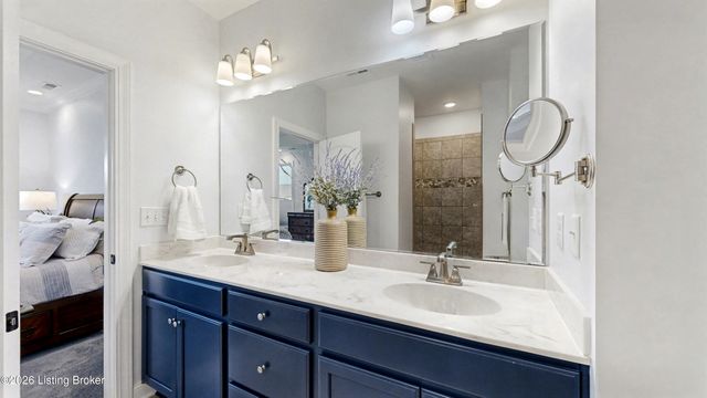 2014 Dressage Cir, Louisville, KY 40245