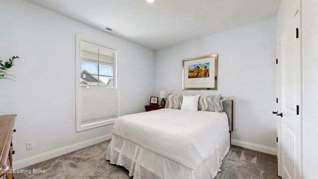 2014 Dressage Cir, Louisville, KY 40245