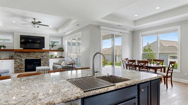 2014 Dressage Cir, Louisville, KY 40245